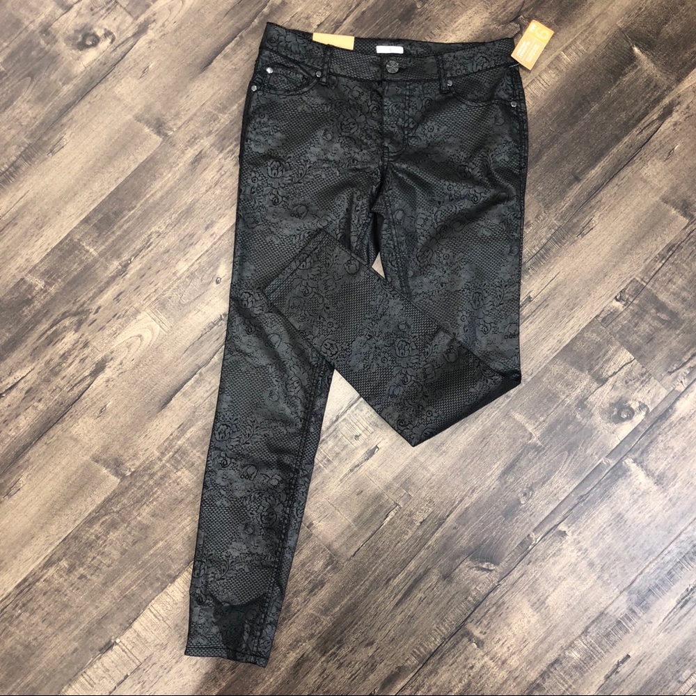 Black flower print skinny pants - Picture 2 of 6